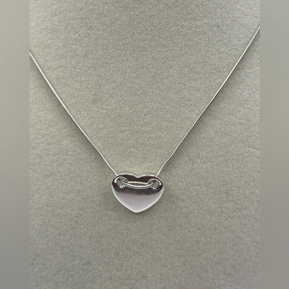 ๐#13 Tiffany & Co Sterling Silver Heart Necklace - Picture 4 of 9